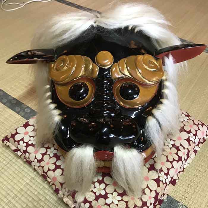 飯豊町萩生の諏訪神社の獅子頭