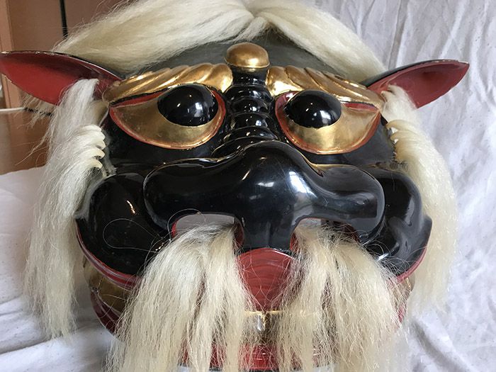 諏訪神社の獅子頭2