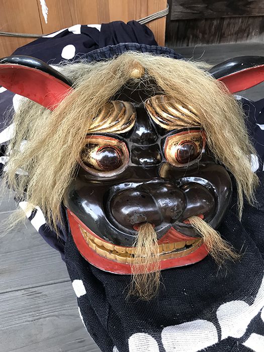 長井市花作熊野神社の獅子頭