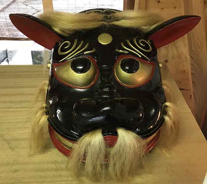 飯豊町小白川神社の獅子頭