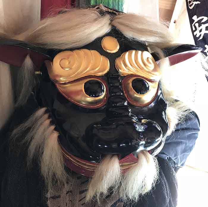 飯豊町涌沼神社の獅子頭