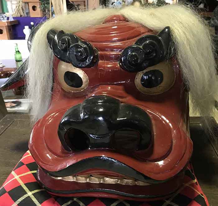 東大塚は羽山神社の獅子頭2