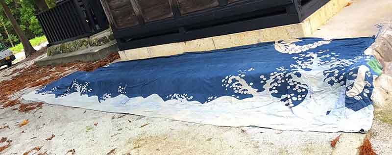 川原沢巨四王神社の獅子幕