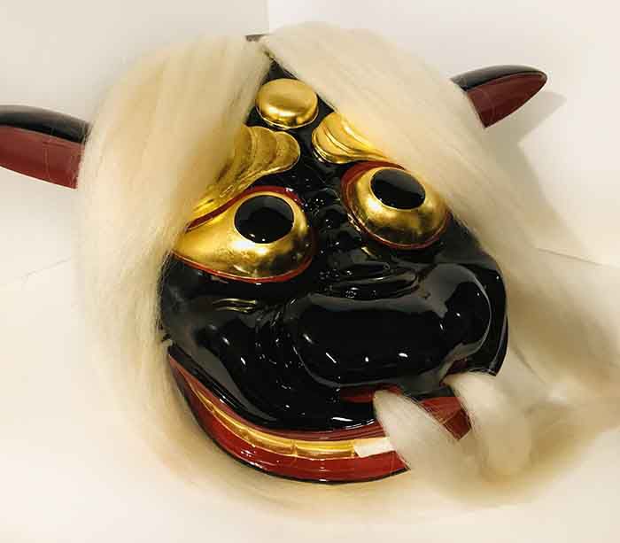 佐藤太蔵 作の獅子頭修理塗り替え