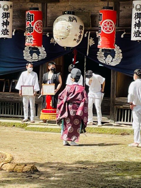薀安神社の角力交代