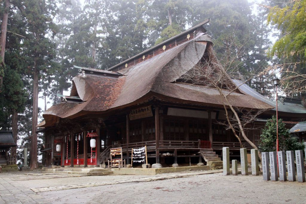 日本三大 宮内熊野大社と立石寺