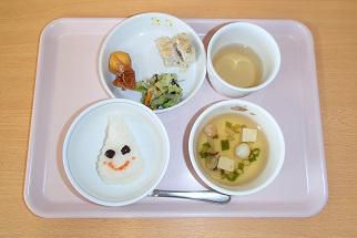 6月生まれ　雨おと誕生会