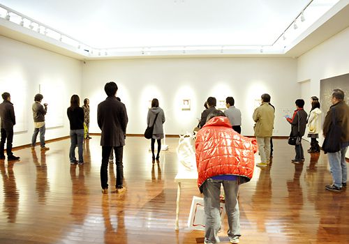 白鷹21世紀展　アーティストトーク