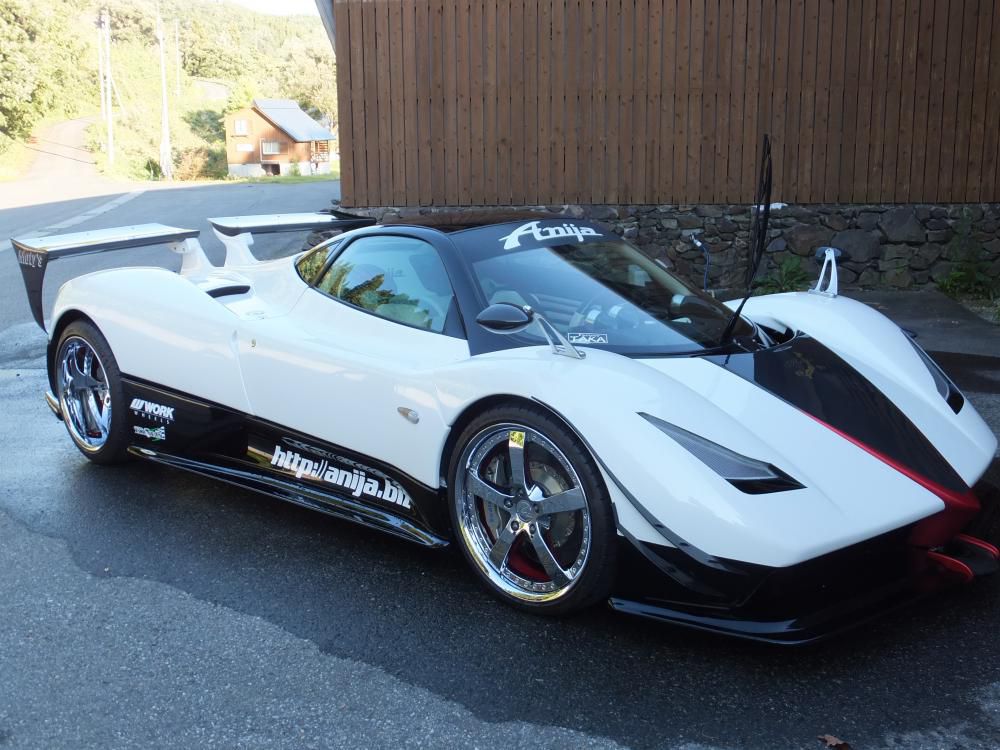 ホテルフォレストの駐車場がスゴイことになっています。