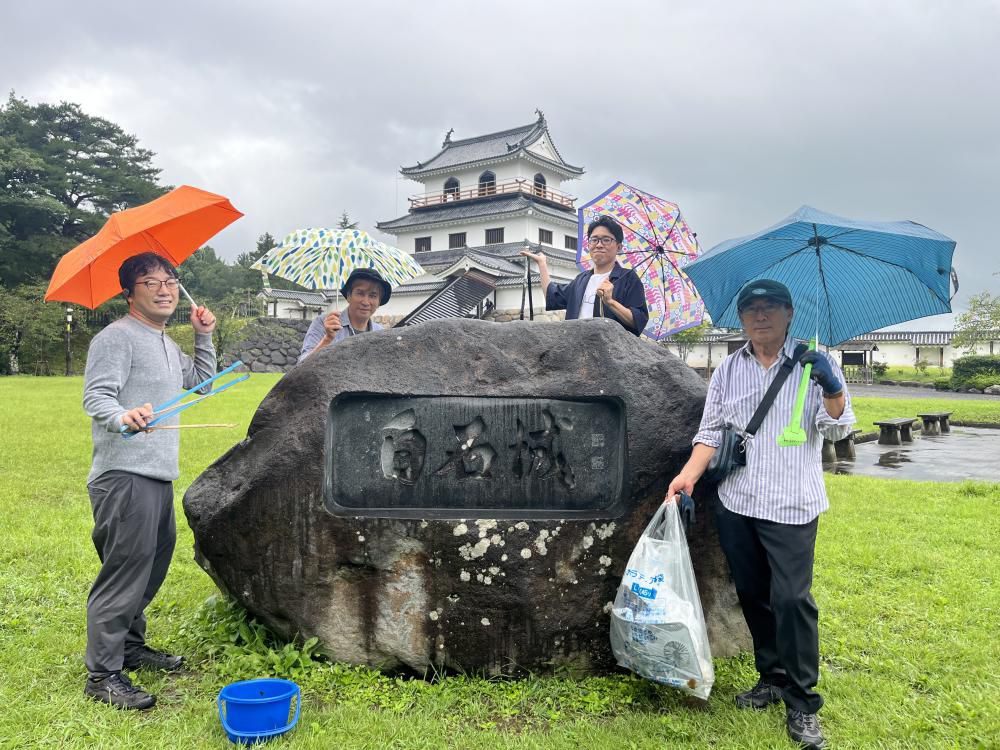 『雨の日も、ついでにゴミ拾い』