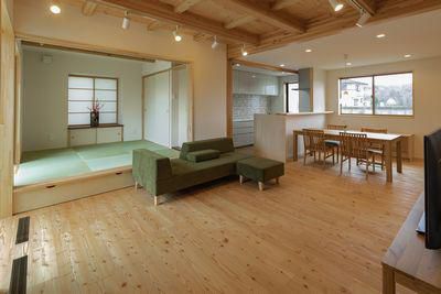 【PHOTO gallery】　福島市桜本・ドミノS邸「内観-1/2」