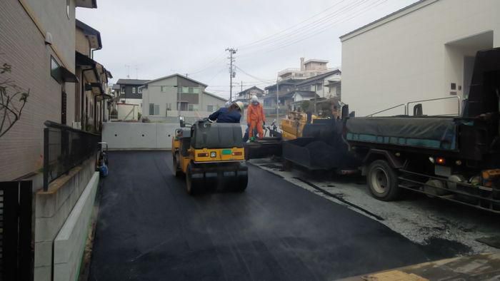 「郡山市七ツ池町・シンプルノートＳ邸」最後は駐車場舗装工事♪