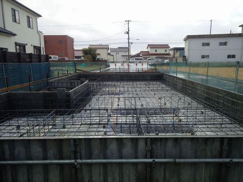 「郡山市富久山町・シンプルノートＫ邸」きれいな基礎の配筋