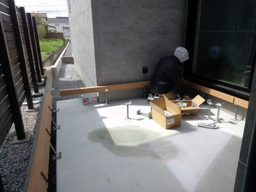 郡山市富久山町・シンプルノートＫ邸」 デッキ工事スタート