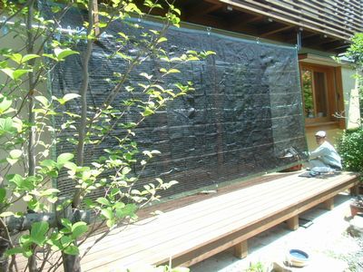 【Ｔさんの家】 遮光ネット 取付けてみました