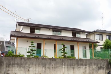 【H＆Hさんの家】 足場外れ、白壁登場！