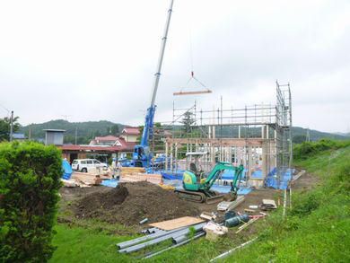 【天栄村・Ｇ邸 】 ブルーシートで覆う