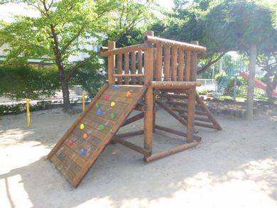 里山日記･･･プチ クライミングウォール