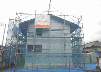 【いわき市四倉・Ａ邸／伊礼智設計室】 銀色の建物