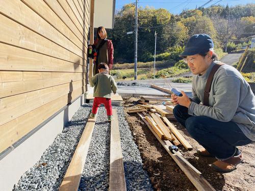 「福島市小田・シンプルノートＨ邸」 薪棚づくりＤＩＹに挑戦！