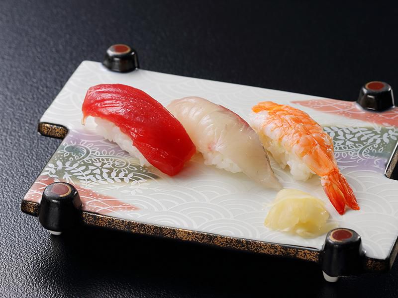 【10名様以上】で全員にお料理サービスいたします！