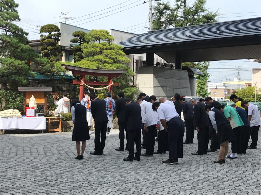 湯神様例大祭を執り行いました