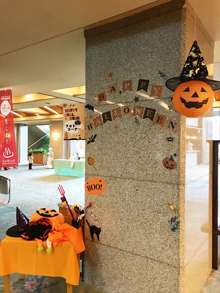 ハロウィンフォトコーナーで記念写真♪