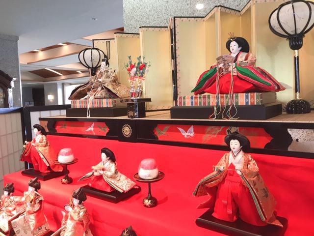 雛飾り展示中です☆