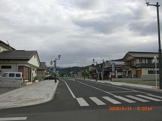 ◆早朝のまほろば通り、大町です。／：／：＠＠＠
