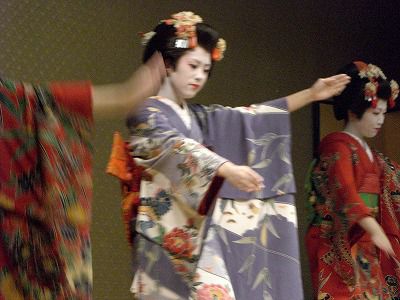 ◆やまがた舞妓の華麗な踊りを堪能しました。　＠＠＠