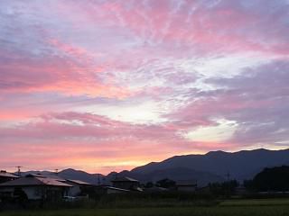◆今朝のまほろばの里の夜明け　　　＠＠＠