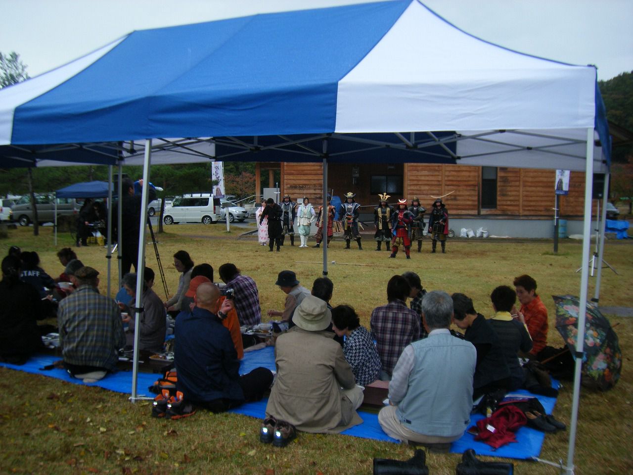 ◆お昼はまほろばの里歴史公園でいも煮会です。　　＠＠
