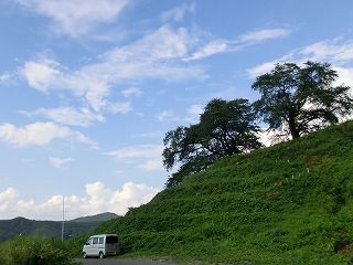 ◆たかはたの夏空も最後か　　@@@@
