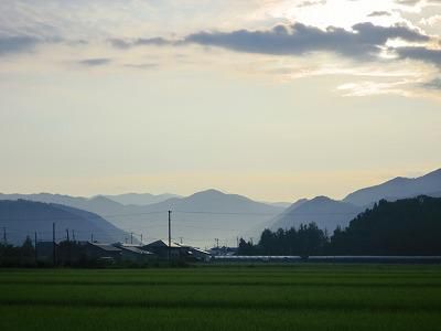◆明け方の山々◆