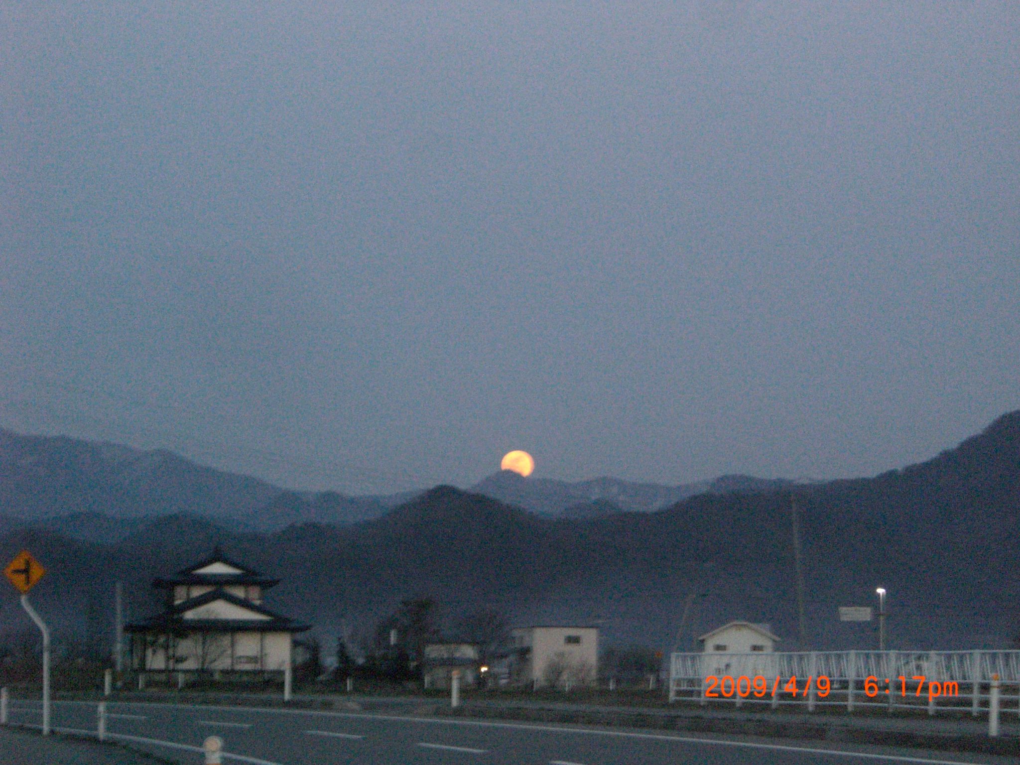 ◆本日は満月か  /:/:/: