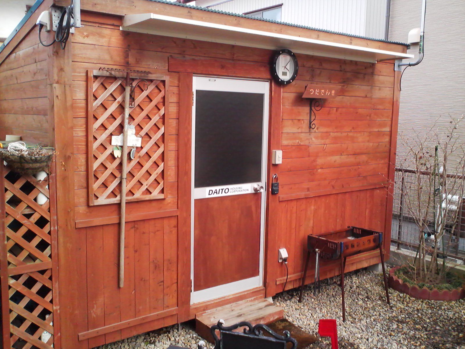 今日は、我が家の物置小屋ご紹介！