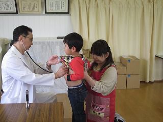 ５月１６日　内科健診（いちご組）