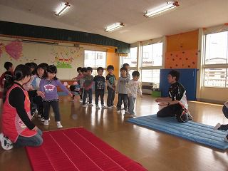 4月17日 体育教室・英語であそぼう　