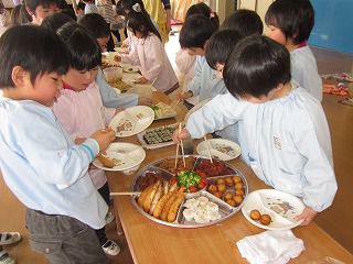 ３月７日　バイキング給食