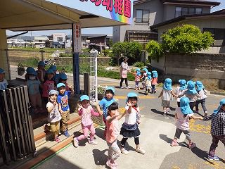 ５月１１日　お散歩 