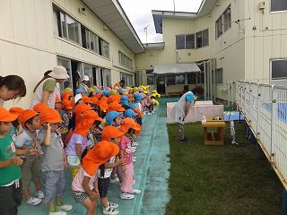 ７月４日　プール開きｊ 