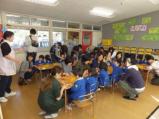 １０月１５日　保育参観日（年少組） 