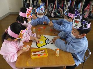 ２月２４日　ひなまつりカードをつくろう