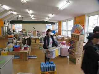 園舎引っ越し～総会