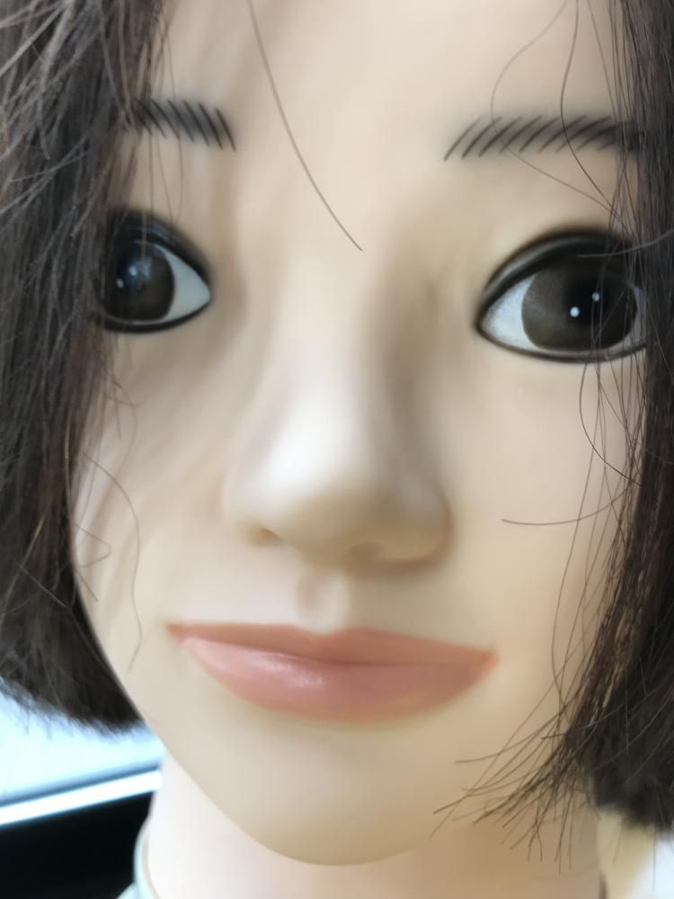 初心に返っでます。ナウなカットグットなパーマ お顔そりでお肌つるぷ る  ヘアステーション コセキ