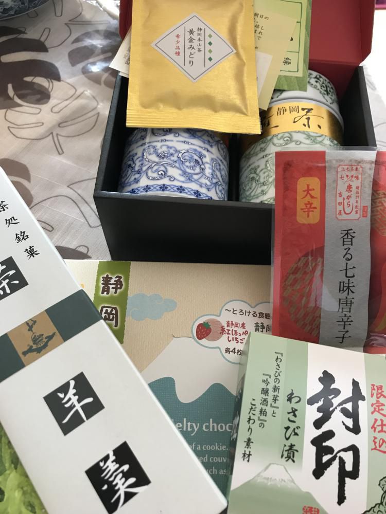 不在でも細々と働く若旦那 ナウなカット グットなパーマ 顔そりでお肌つるぷる ヘアステーションコセキ
