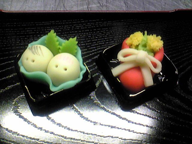 こども芸術大学　お母さん作品販売開始です。