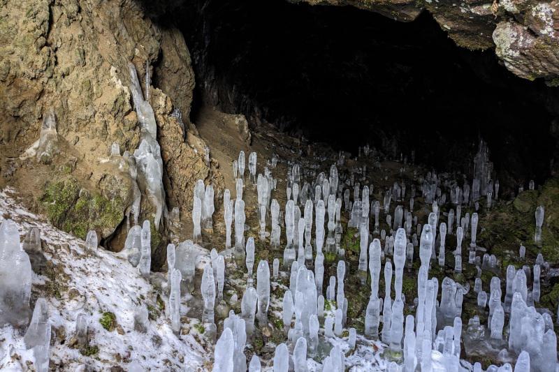 東北最大級!神秘の氷筍観賞トレッキングツアー