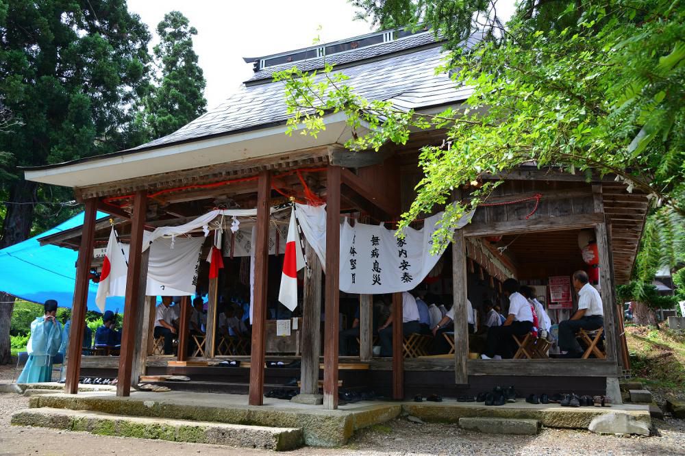 愛宕神社境内 日本芸能神社 例祭・玉垣除幕式のご案内