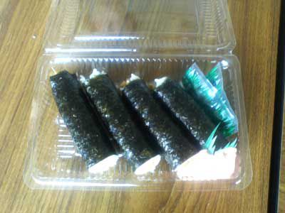 納豆巻2本